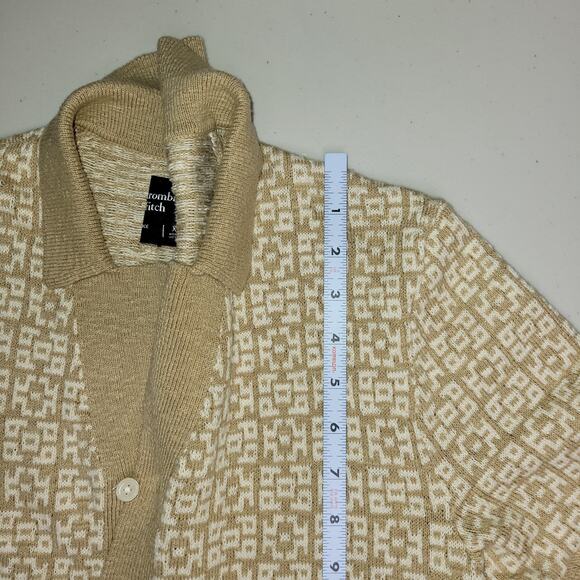 Abercrombie and Fitch Mens Knit Button Up Polo Sweater Size XS Brown Cream Retro - Picture 7 of 8
